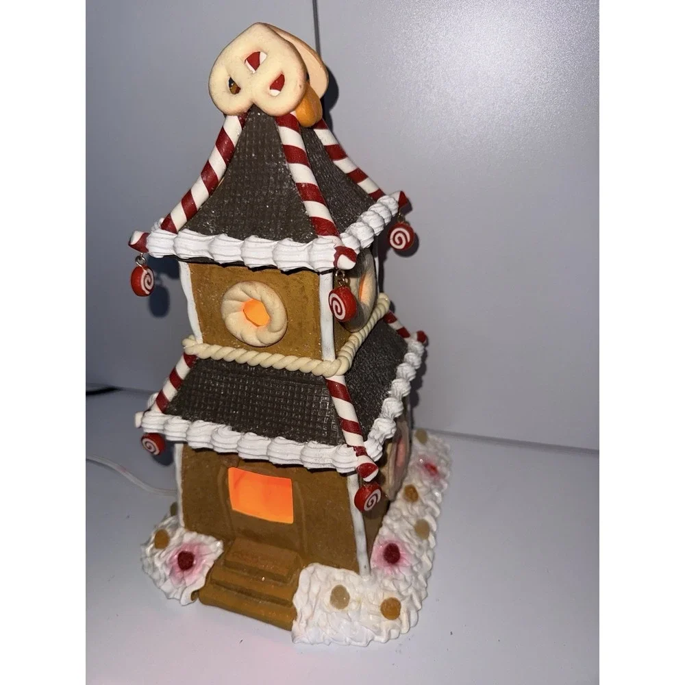 VTG Dept 56 North Pole Series Gingerbread House Lights Up RARE! Pretzel Gumdrops